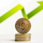 Como Ganhar Dinheiro com Bitcoin: Dicas Práticas e 3 Moedas em Alta para Investir